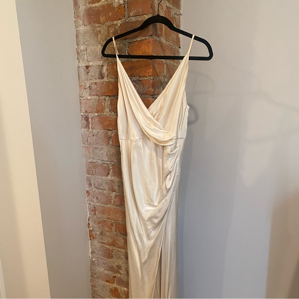 LA LUNE CROSS DRAPED MAXI DRESS - CREAM - Picture 4 of 5